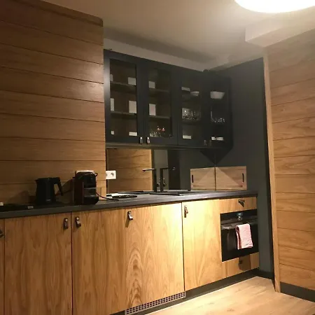 Burger Bar Apartman 1 * Trnovo